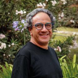 Santiago Avilés Lee